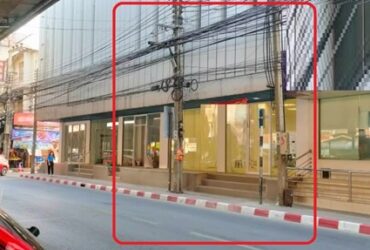 ให้เช่าอาคารพาณิชย์ MRTเลี่ยงเมืองปากเกร็ด  ตลาดปากเกร็ด 2คูหา 4ชั้น 10นอน 2น้ำ 2แอร์ 1จอดรถ 34ตรว. 540ตรม. โลตัส Amazon