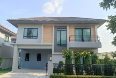 HR0011 ให้เช่าบ้านเดี่ยว ใกล้เพลินนารีมอลล์ หมู่บ้านไลฟ์บางกอก บูเลอวาร์ด รามอินทรา 65
