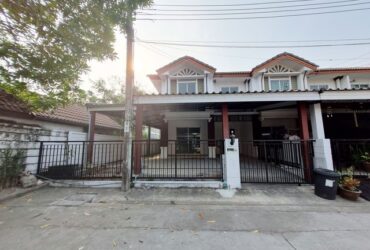 ขายทาวน์เฮ้าส์บางนา พฤกษาวิลล์ 26 สรรพาวุธ-สุขุมวิท 34.90 ตร.ว. หลังมุม