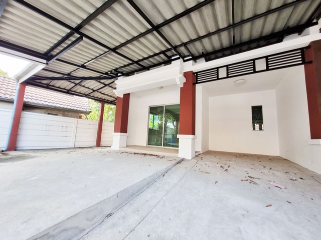 ขายทาวน์เฮ้าส์บางนา พฤกษาวิลล์ 26 สรรพาวุธ-สุขุมวิท 34.90 ตร.ว. หลังมุม