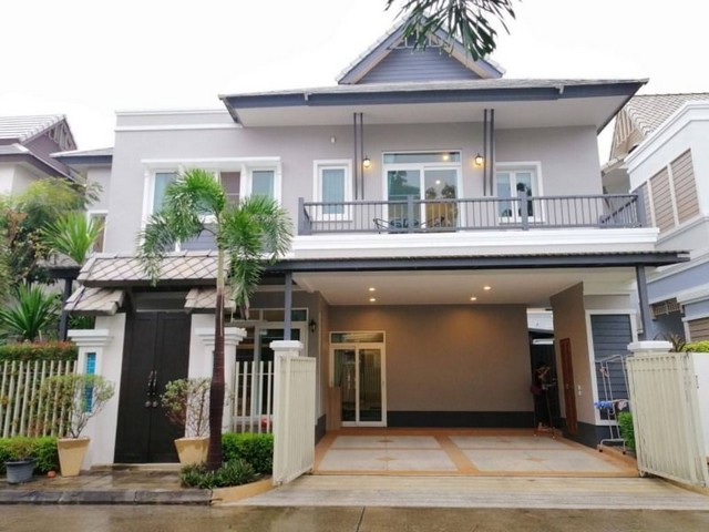 仅890万泰铢  # 城市区  # 2层楼大房   精装完好  家具齐全  Wat Ket, Muang
