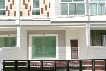 อนุสาวรีย์ท้าวเทพกระษัตรี ไทวัสดุ ถลาง  ป่าคลอก ให้เช่าบ้าน 2 ชั้น 3นอน 3น้ำ 2แอร์  22ตรว. 176รม. ภูเก็ต รร.วัดศรีสุนทร